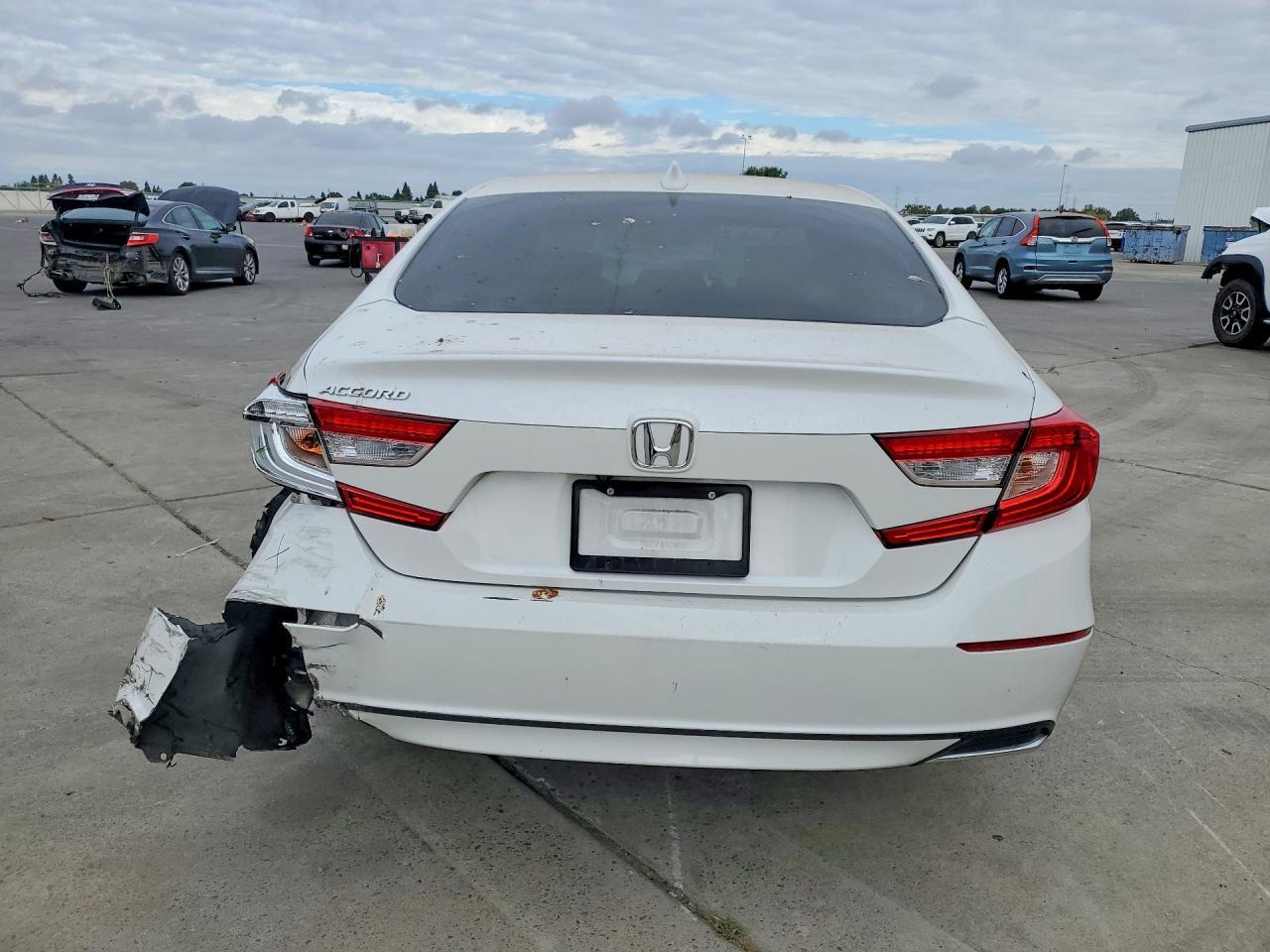 2018 Honda Accord Lx - Image 6