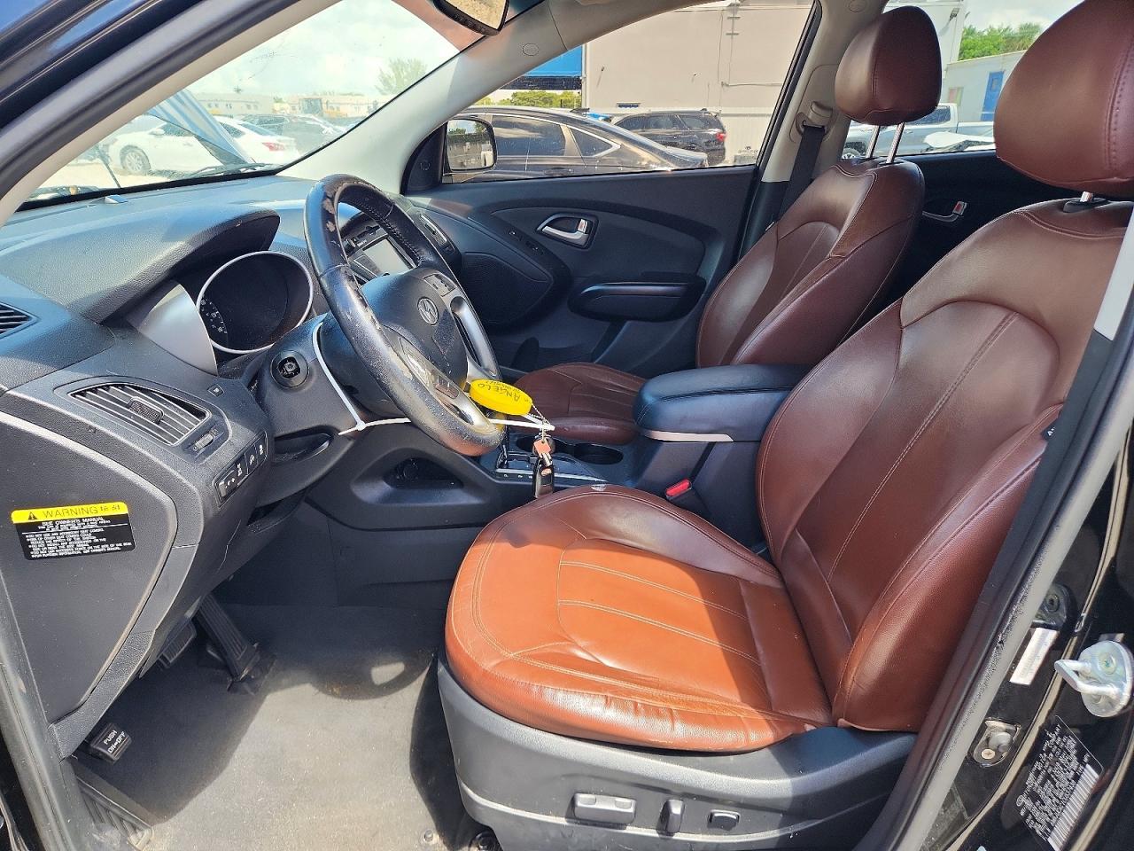 2012 Hyundai Tucson Limited - Image 7