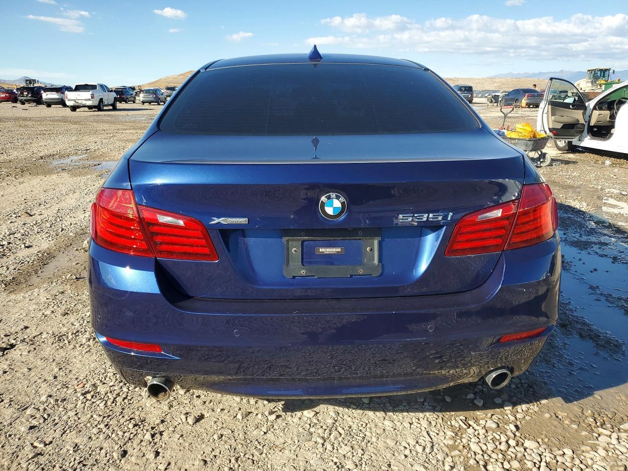 2015 BMW 535 Xi - Image 6