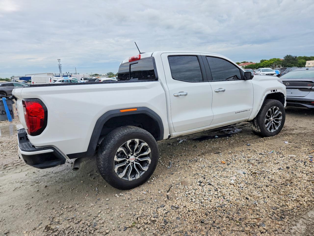 2023 GMC Canyon Denali - Фото 3