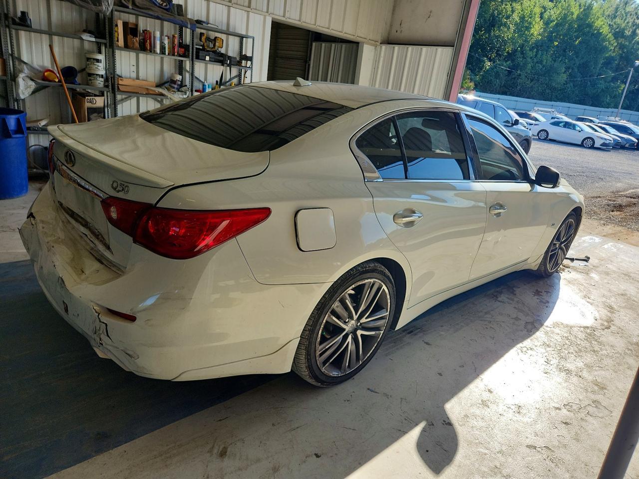 2015 Infiniti Q50 Base - Image 3