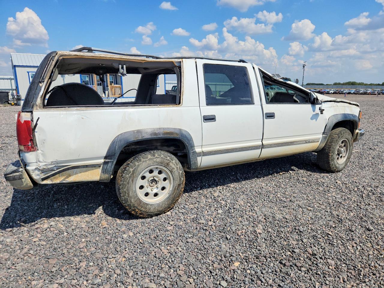 1999 Chevrolet Suburban K1500 - Image 3