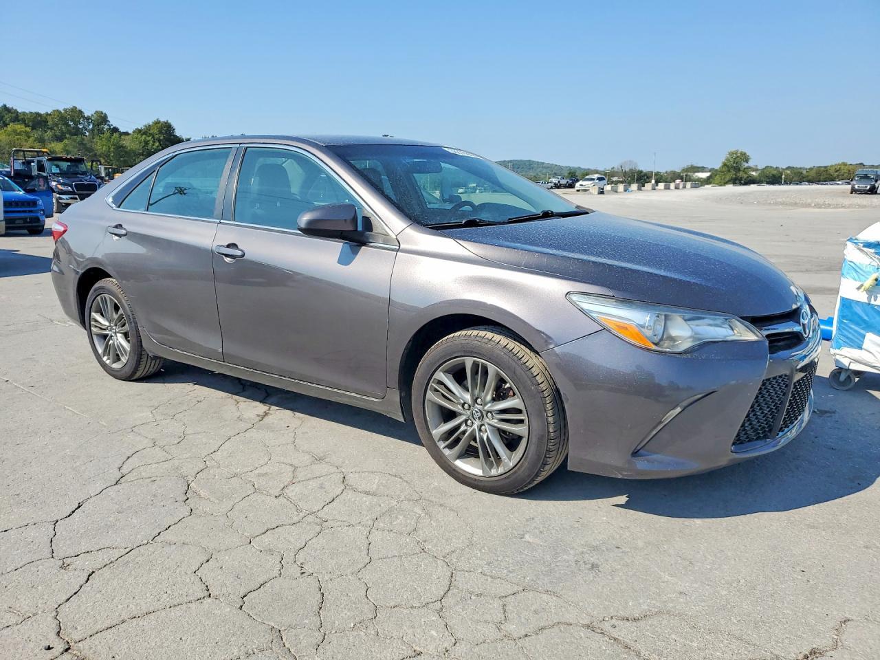 2017 Toyota Camry Se - Фото 4