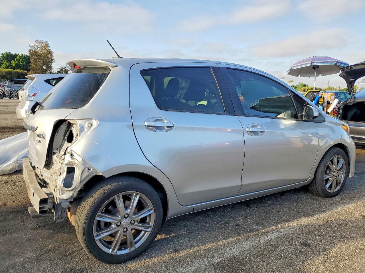 2012 Toyota Yaris - Image 3