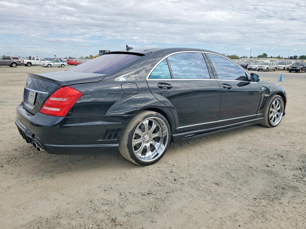 2012 Mercedes-Benz S S600 - Image 3