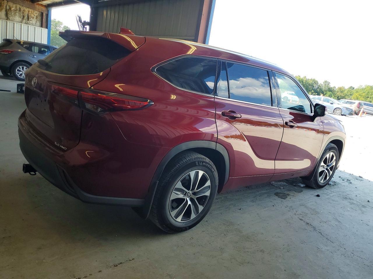 2020 Toyota Highlander Xle - Фото 3