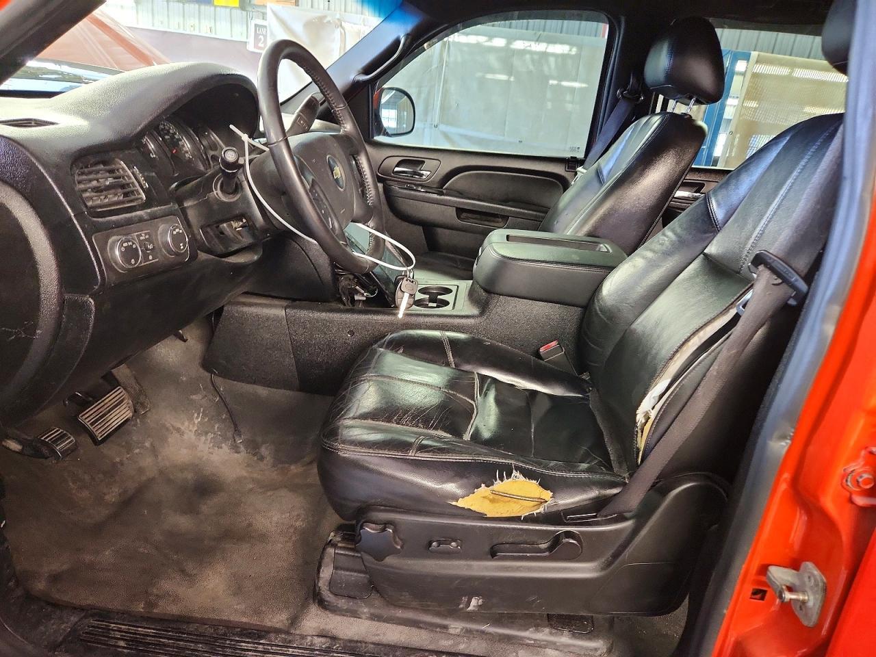 2010 Chevrolet Suburban K1500 Lt - Image 7