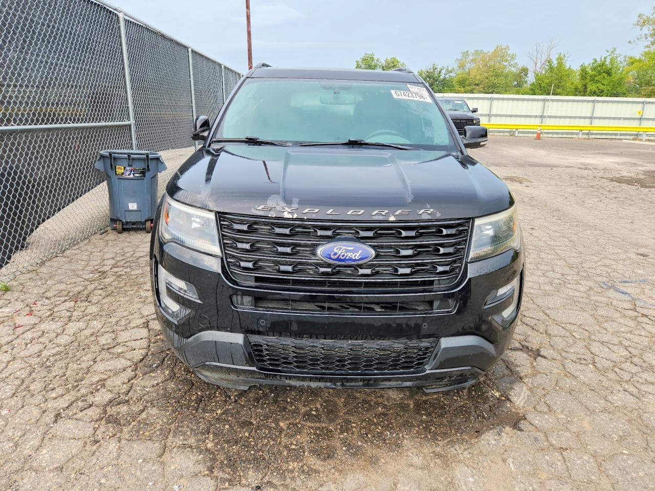 2017 Ford Explorer Sport - Фото 5