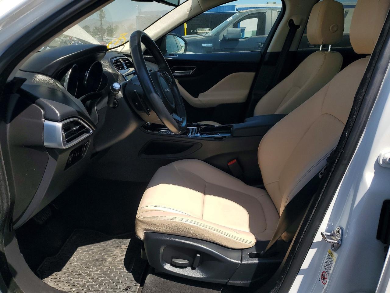 2017 Jaguar F-Pace Premium - Фото 7