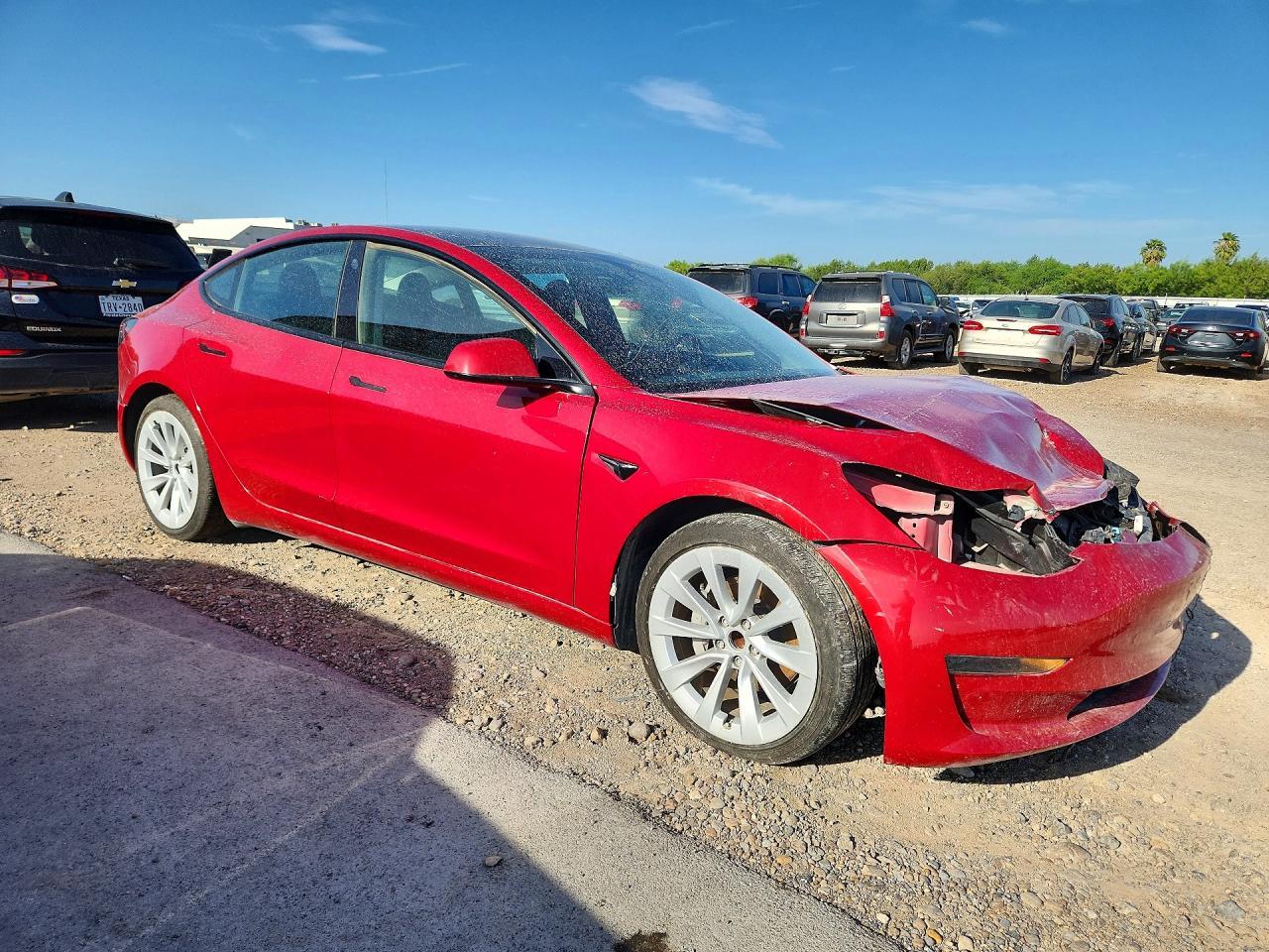 2022 Tesla Model 3 - Фото 4