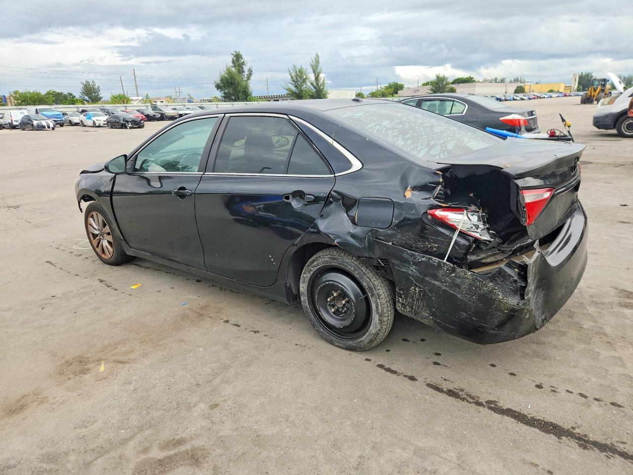 2016 Toyota Camry Xse - Фото 2