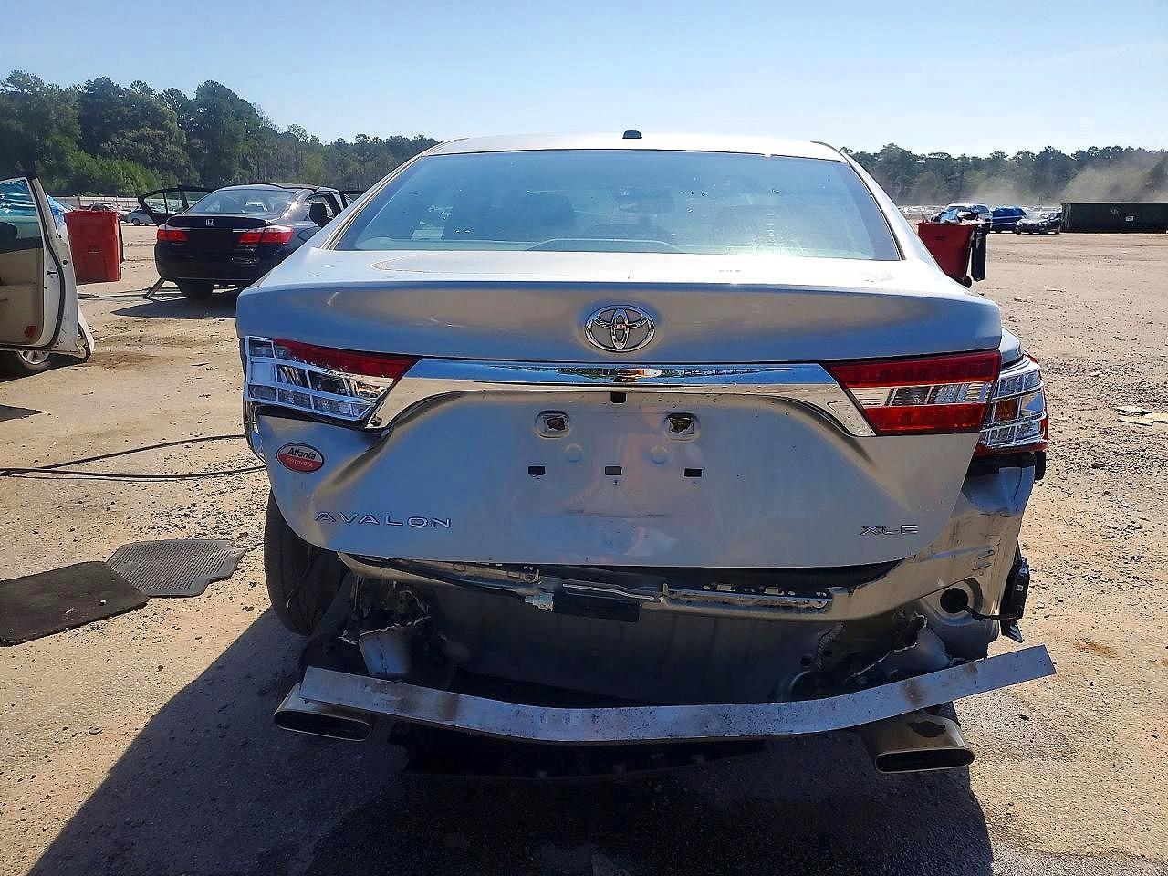 2015 Toyota Avalon Xle Touring - Image 6