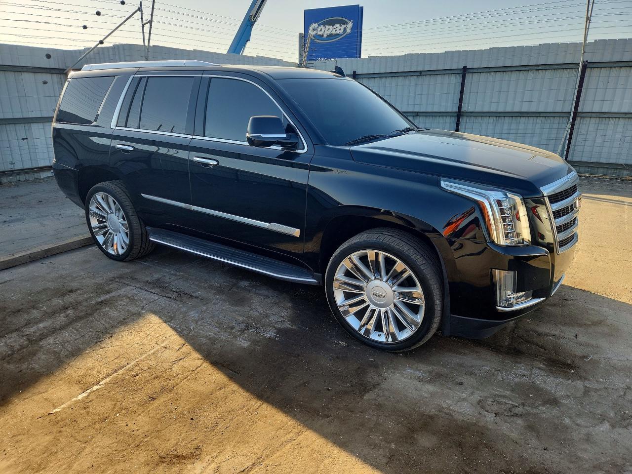 2016 Cadillac Escalade - Фото 4