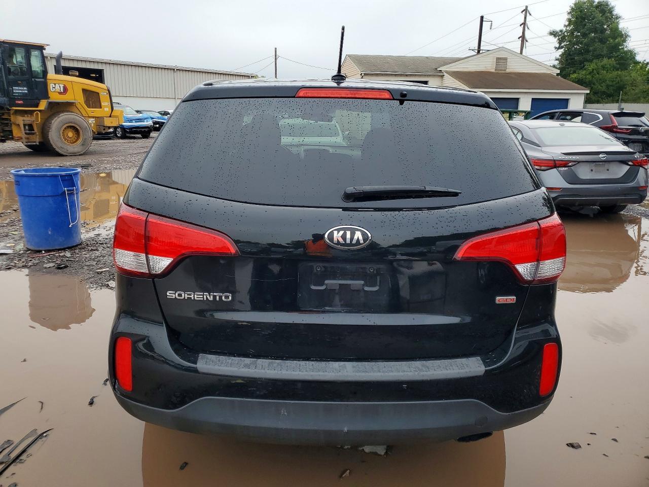 2015 Kia Sorento Lx - Image 6