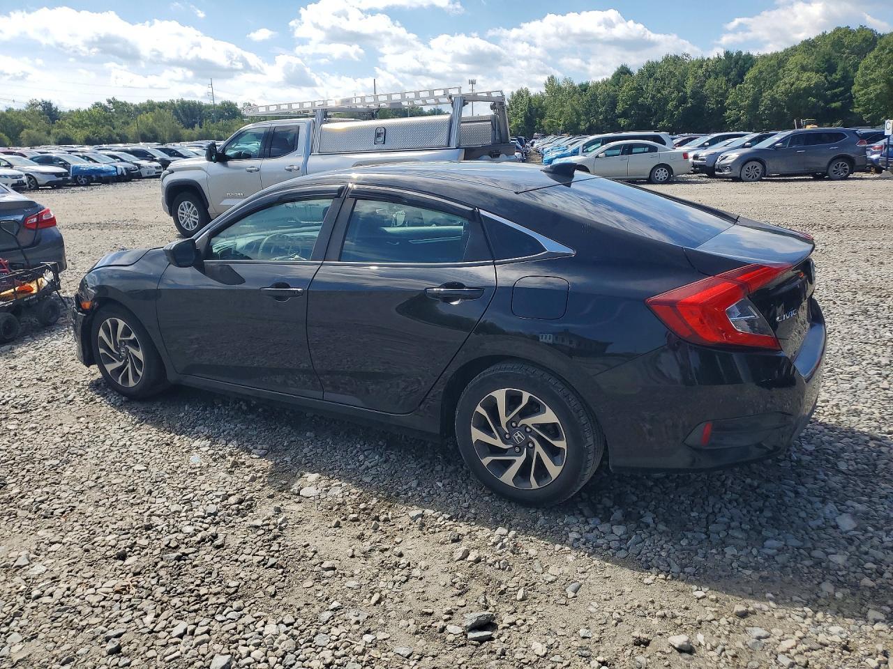 2018 Honda Civic Ex - Фото 2
