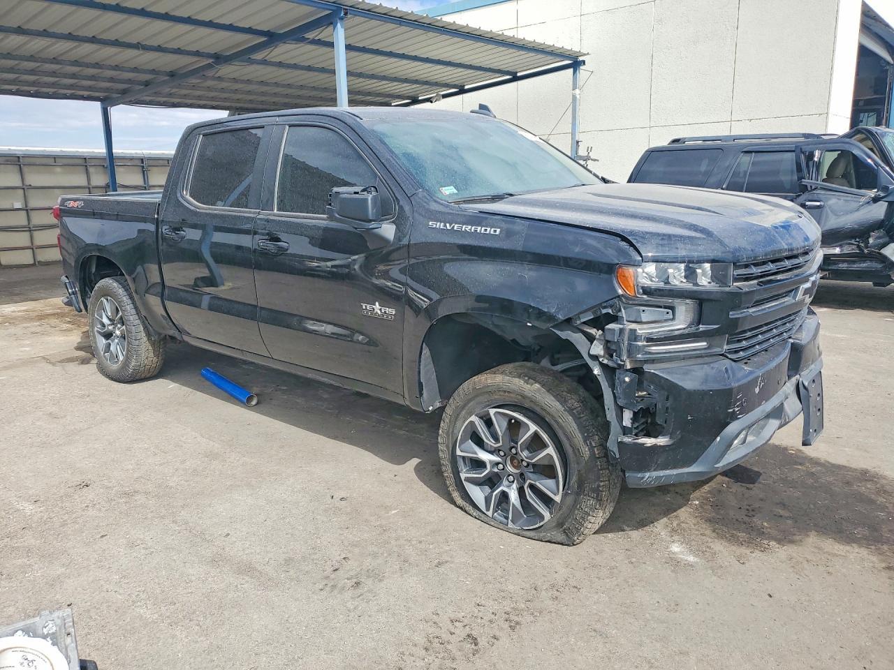 2022 Chevrolet 1500 - Image 4