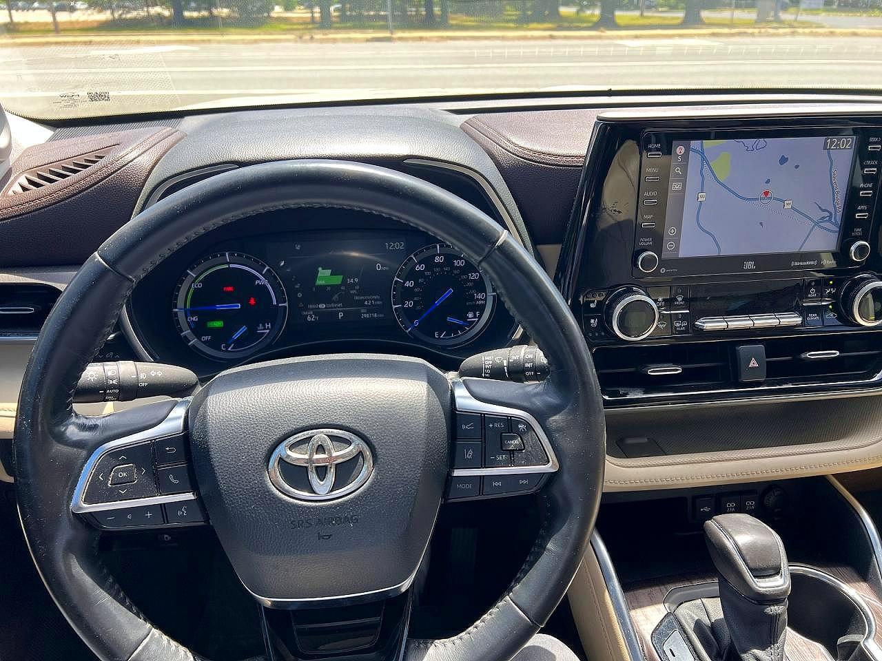 2021 Toyota Highlander Hybrid Limited - Image 7