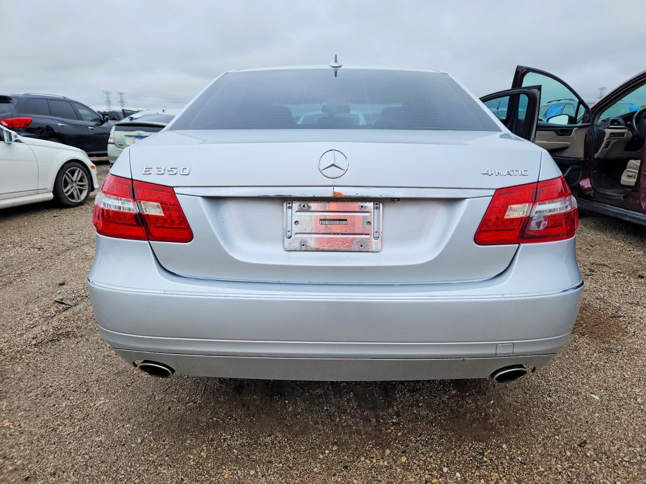 2010 Mercedes-Benz E 350 4Matic - Фото 6