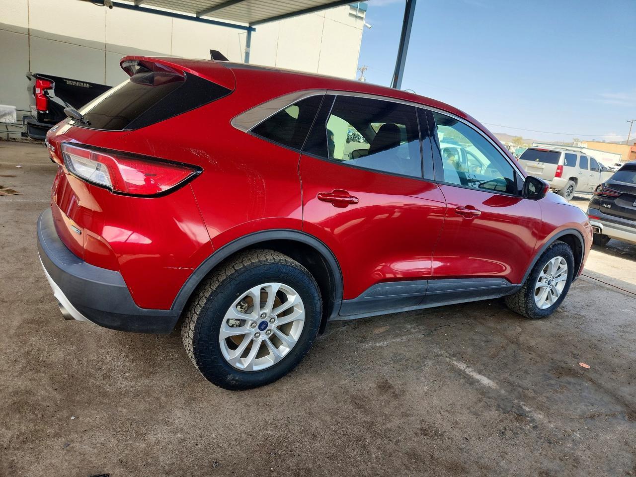 2020 Ford Escape Se - Фото 3