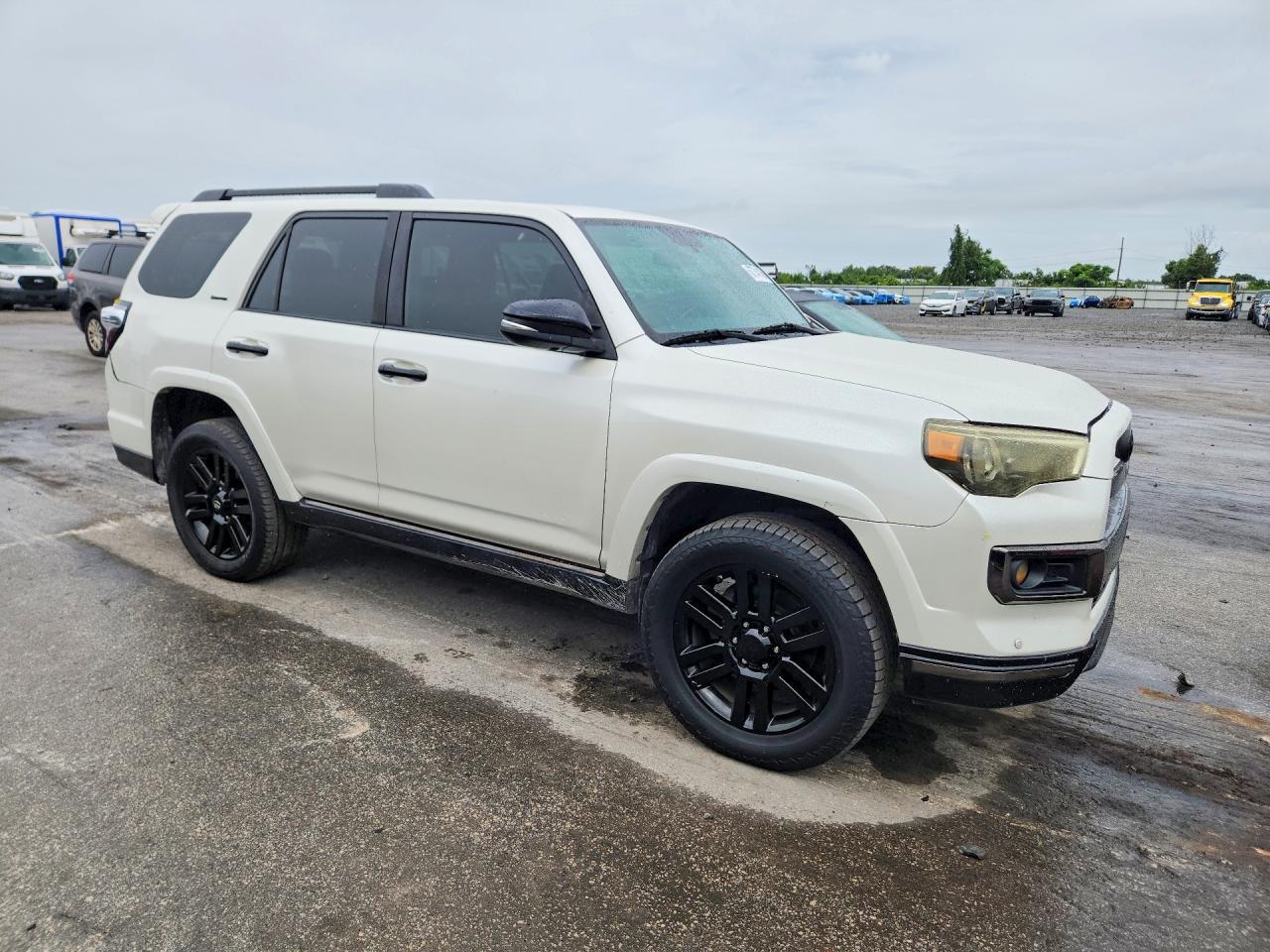2019 Toyota 4Runner Limited Nightshade - Фото 4