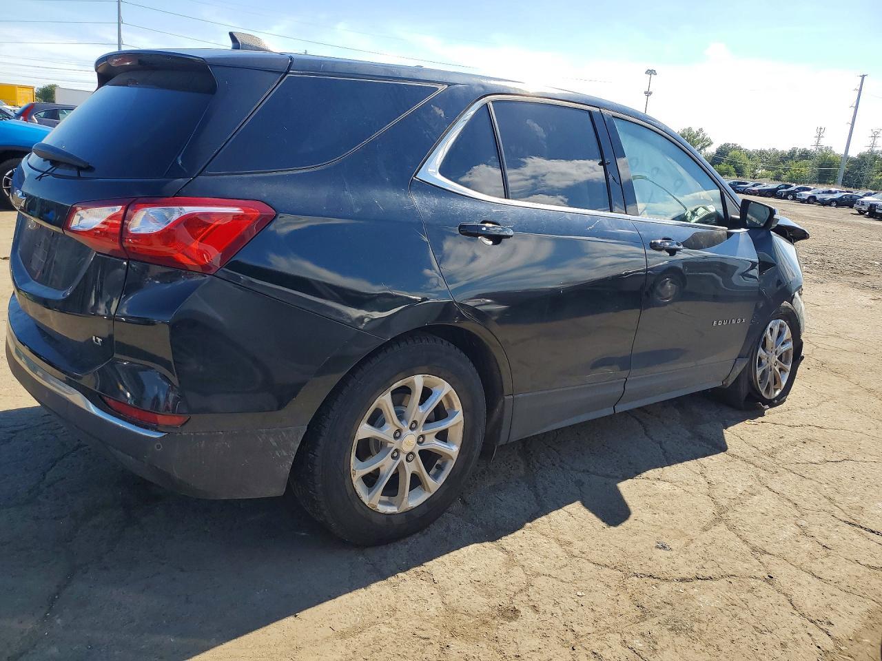 2019 Chevrolet Equinox Lt - Image 3