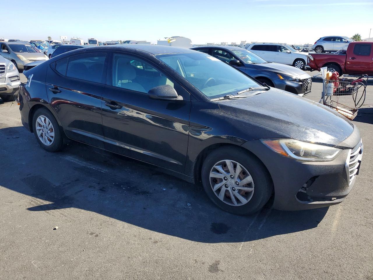 2018 Hyundai Elantra Se - Фото 4