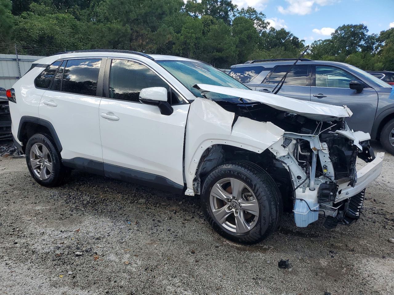 2023 Toyota Rav4 Xle - Фото 4