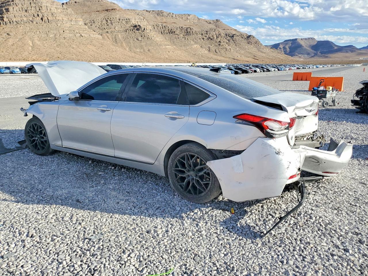 2015 Hyundai Genesis 3.8L - Image 2