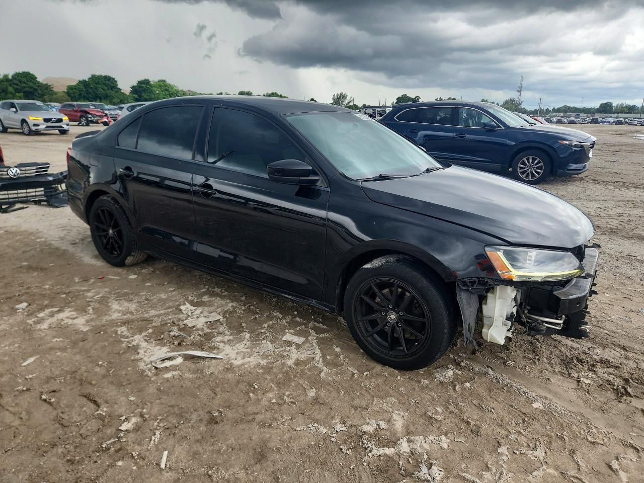 2017 Volkswagen Jetta S - Фото 4