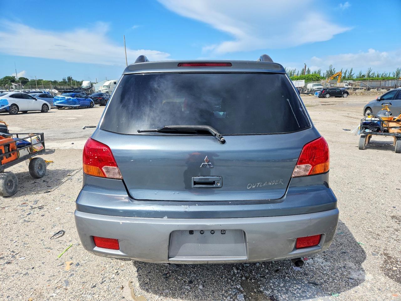 2004 Mitsubishi Outlander Ls - Фото 6