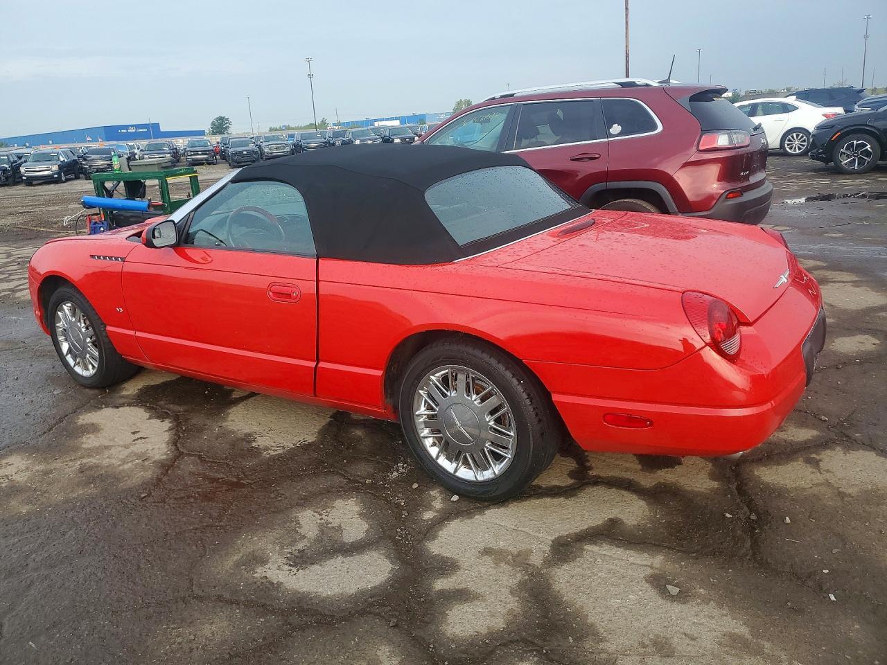 2002 Ford Thunderbird - Image 2