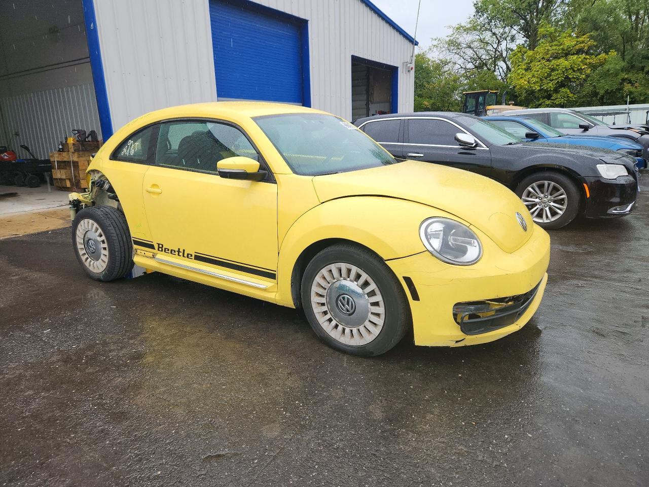 2013 Volkswagen Beetle - Фото 4