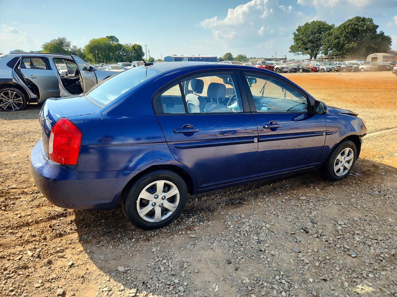 2009 Hyundai Accent Gls - Фото 3