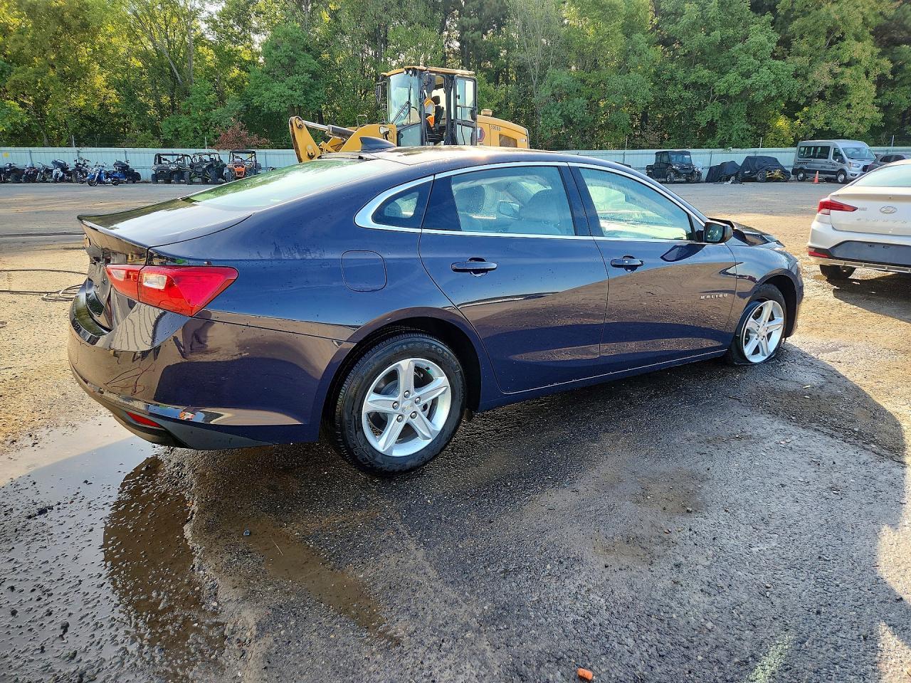 2025 Chevrolet Malibu Ls - Фото 3