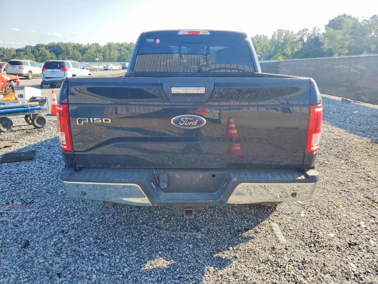 2016 Ford F150 Super Cab - Image 6