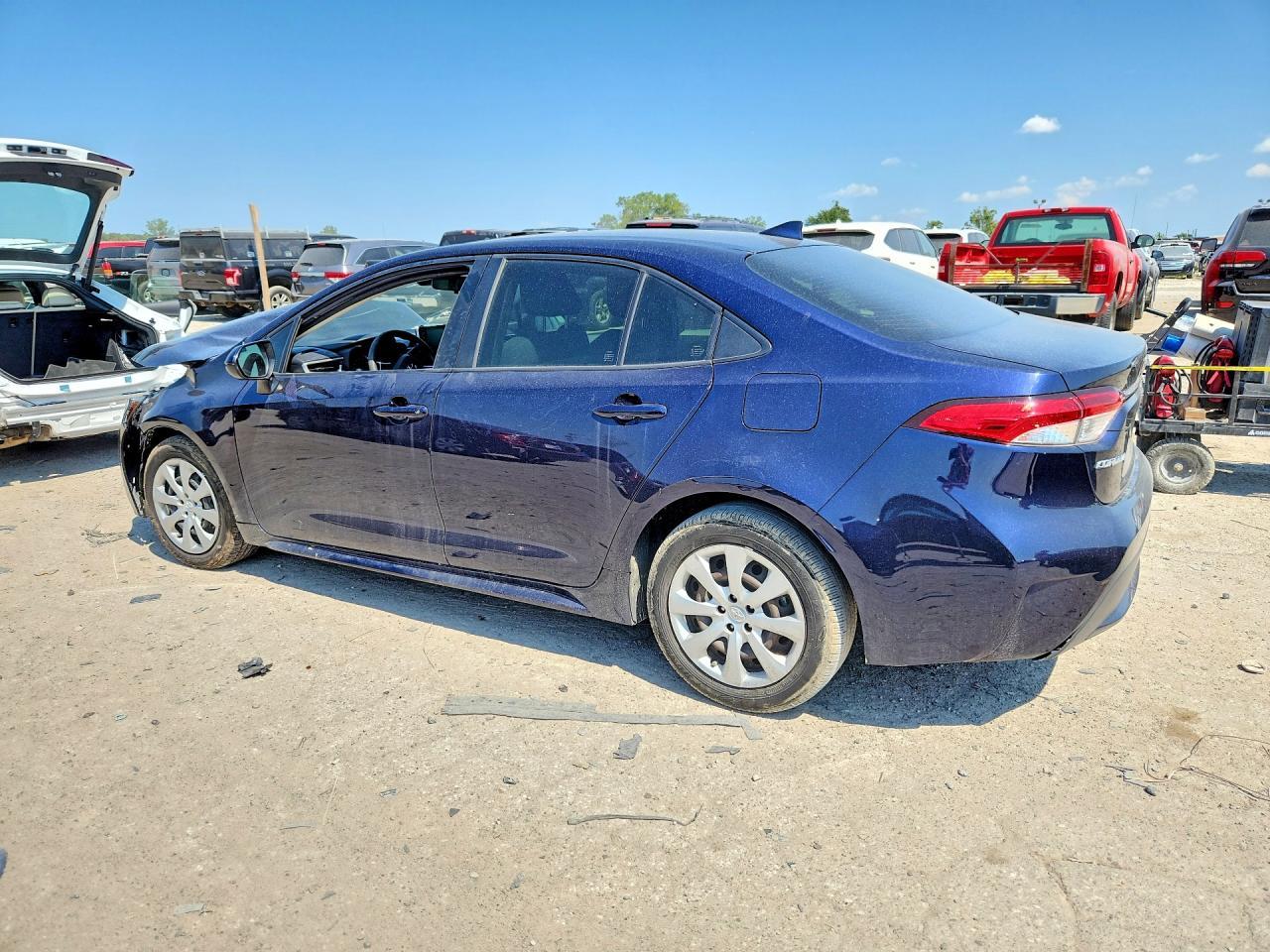 2020 Toyota Corolla Le - Фото 2