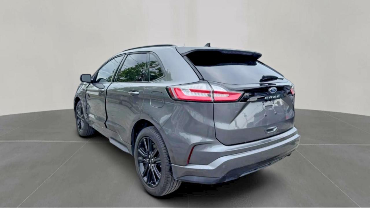 2024 Ford Edge St - Фото 3