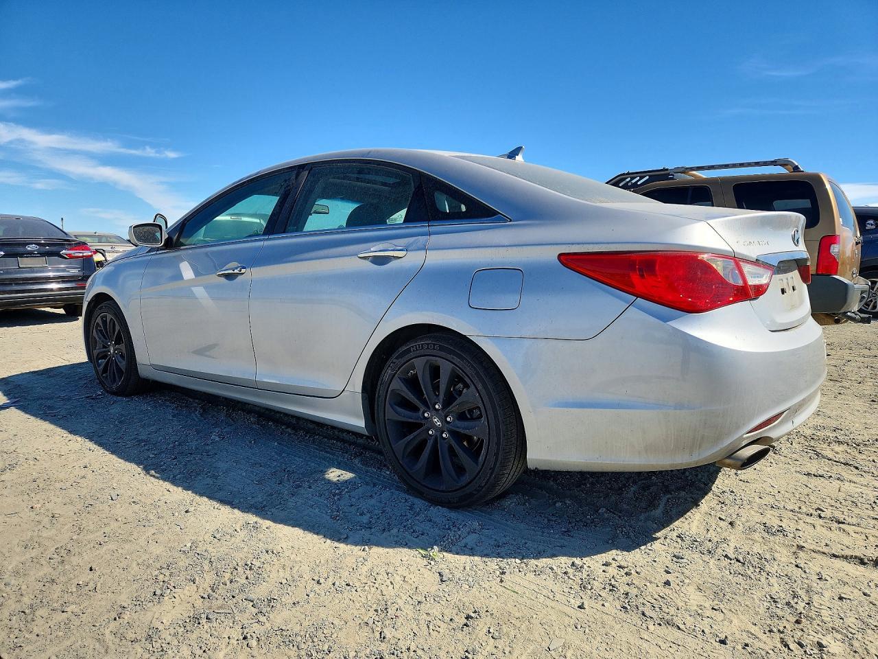 2011 Hyundai Sonata Se 2.0T - Фото 2