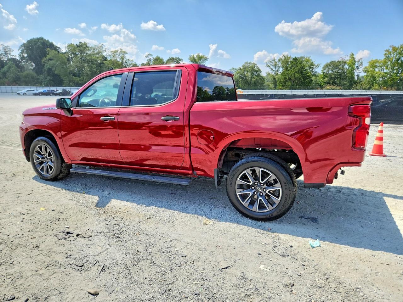 2019 Chevrolet Silverado C1500 Custom - Image 2