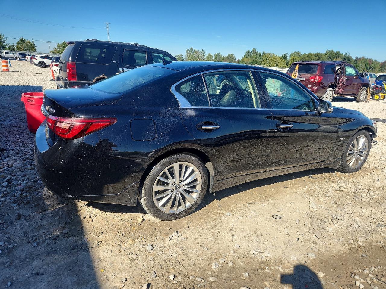 2018 Infiniti Q50 3.0T Luxe - Image 3