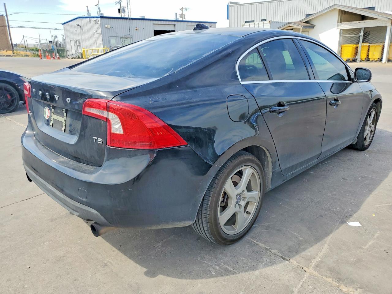 2013 Volvo S60 T5 - Image 3