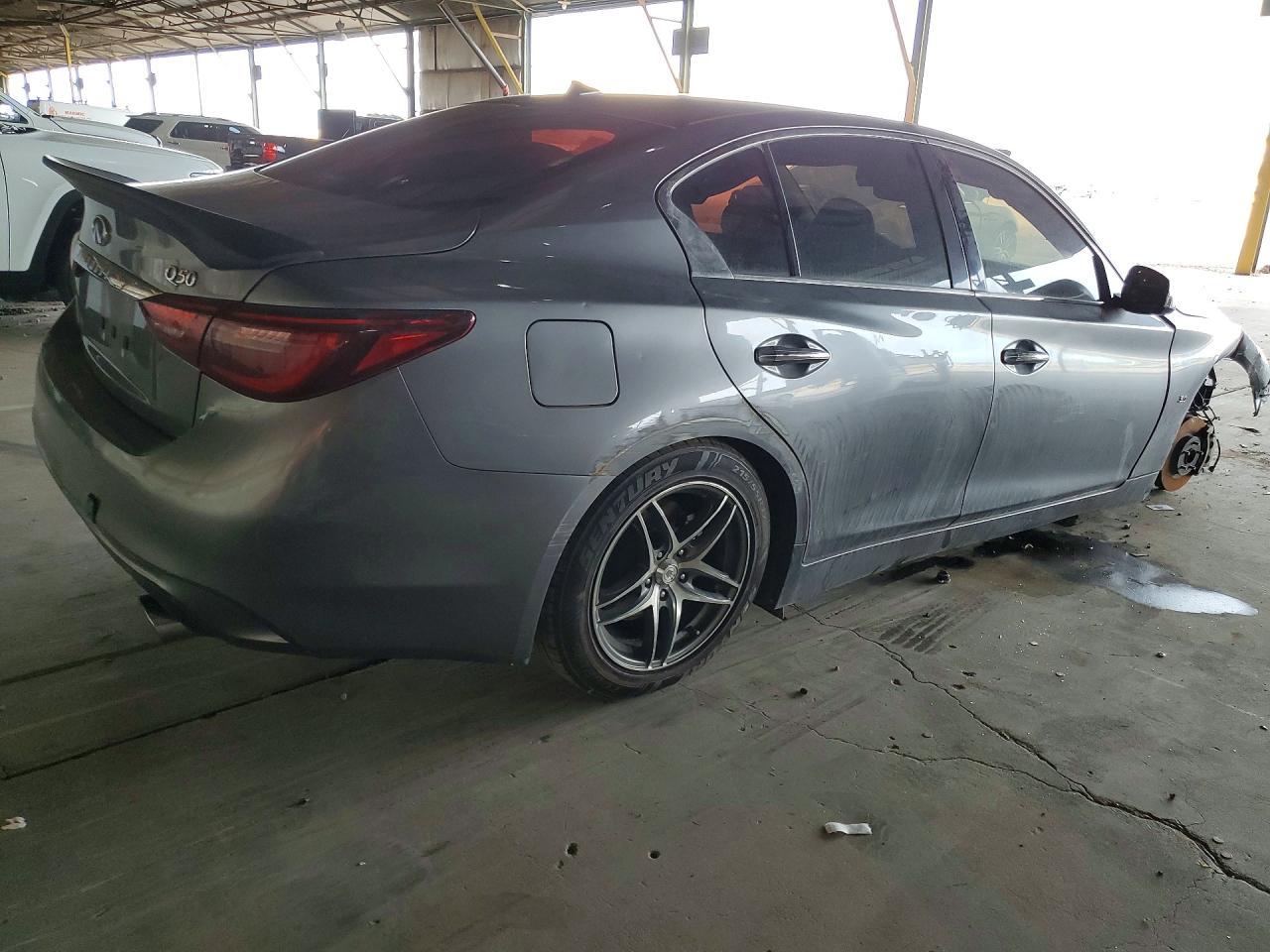 2020 Infiniti Q50 3.0T Luxe - Фото 3