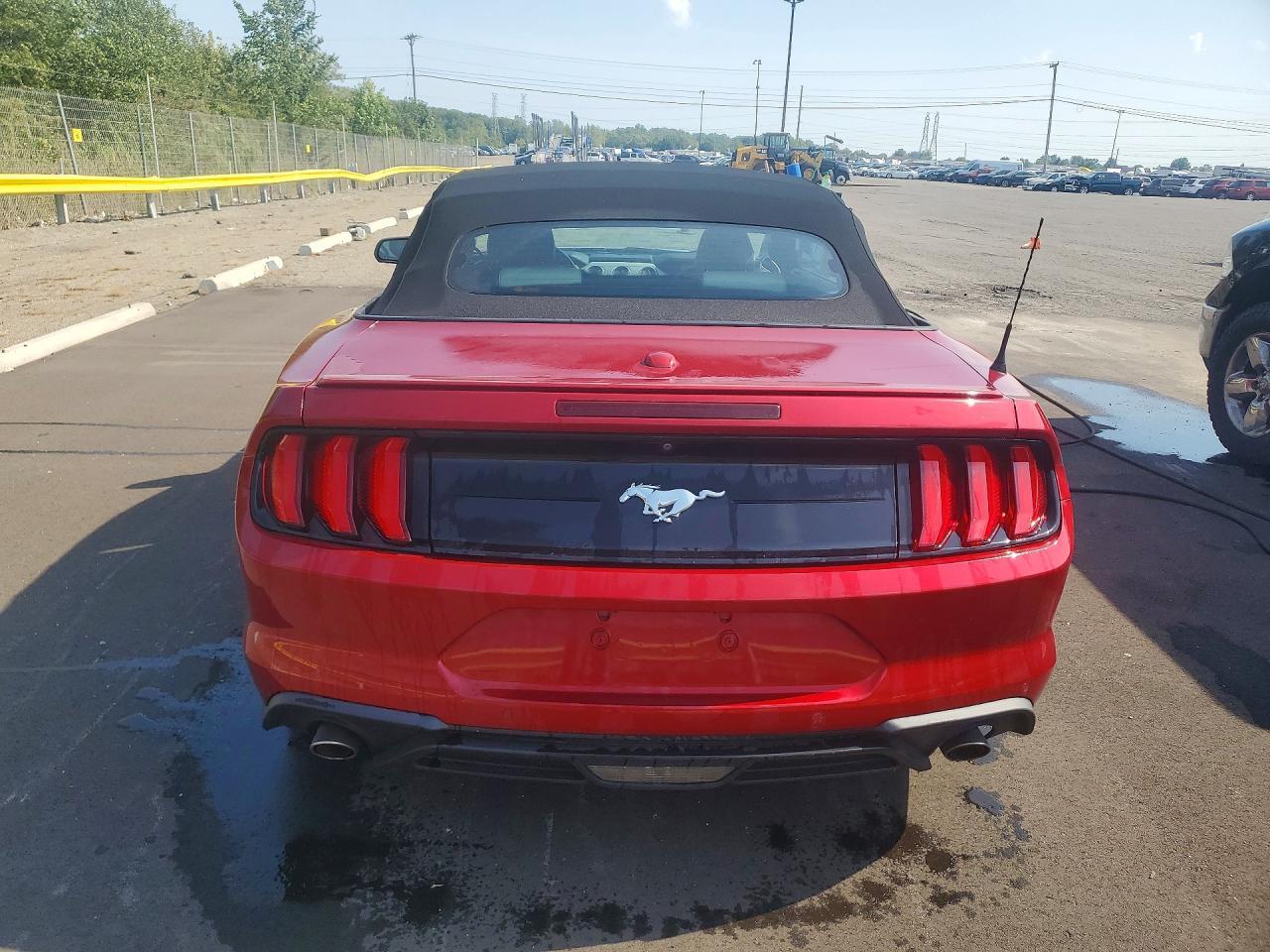 2021 Ford Mustang - Фото 6