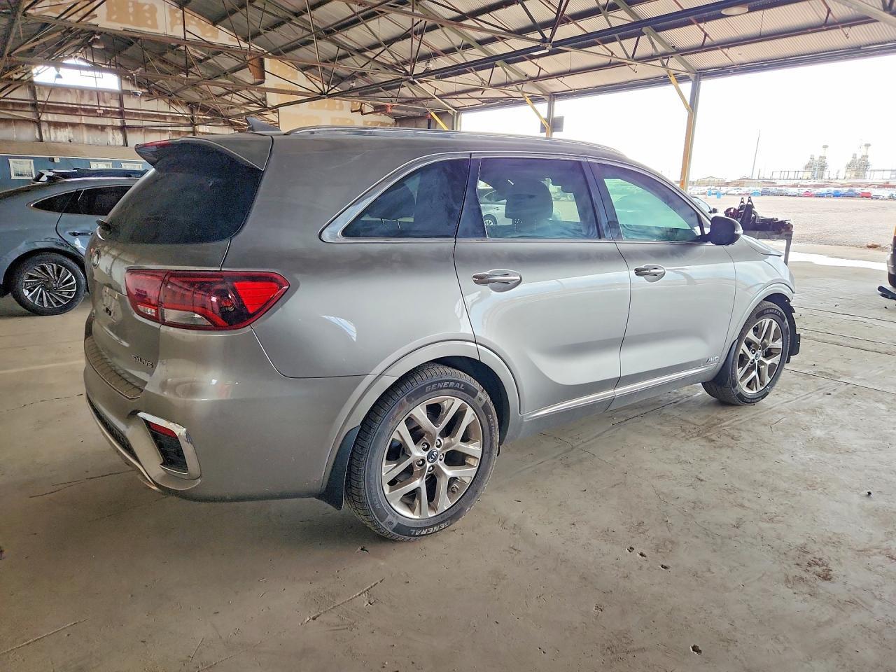 2019 Kia Sorento Sx Limited V6 - Image 3