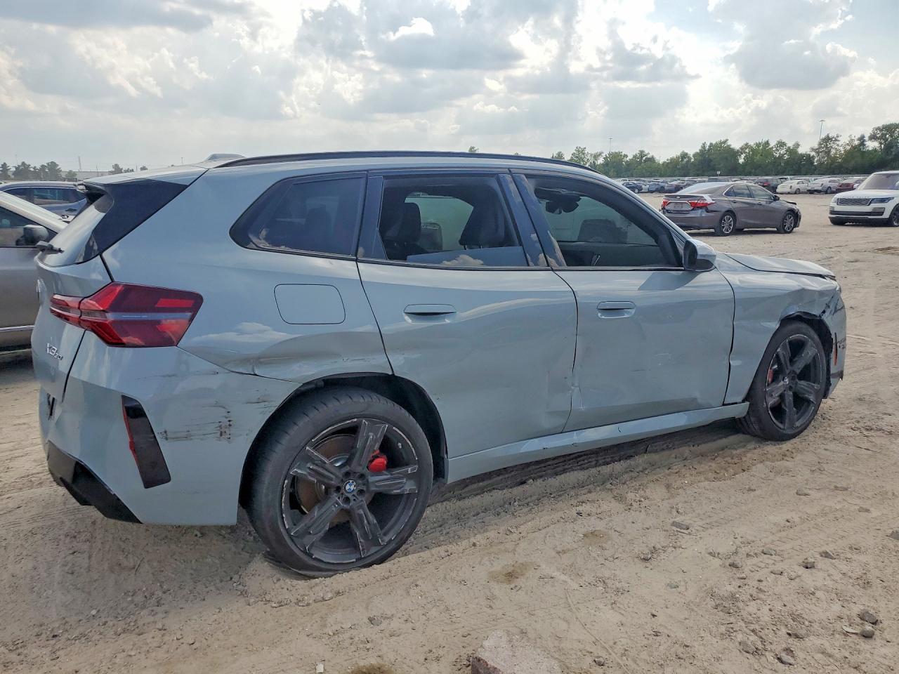 2026 BMW X3 30 xDrive - Фото 3