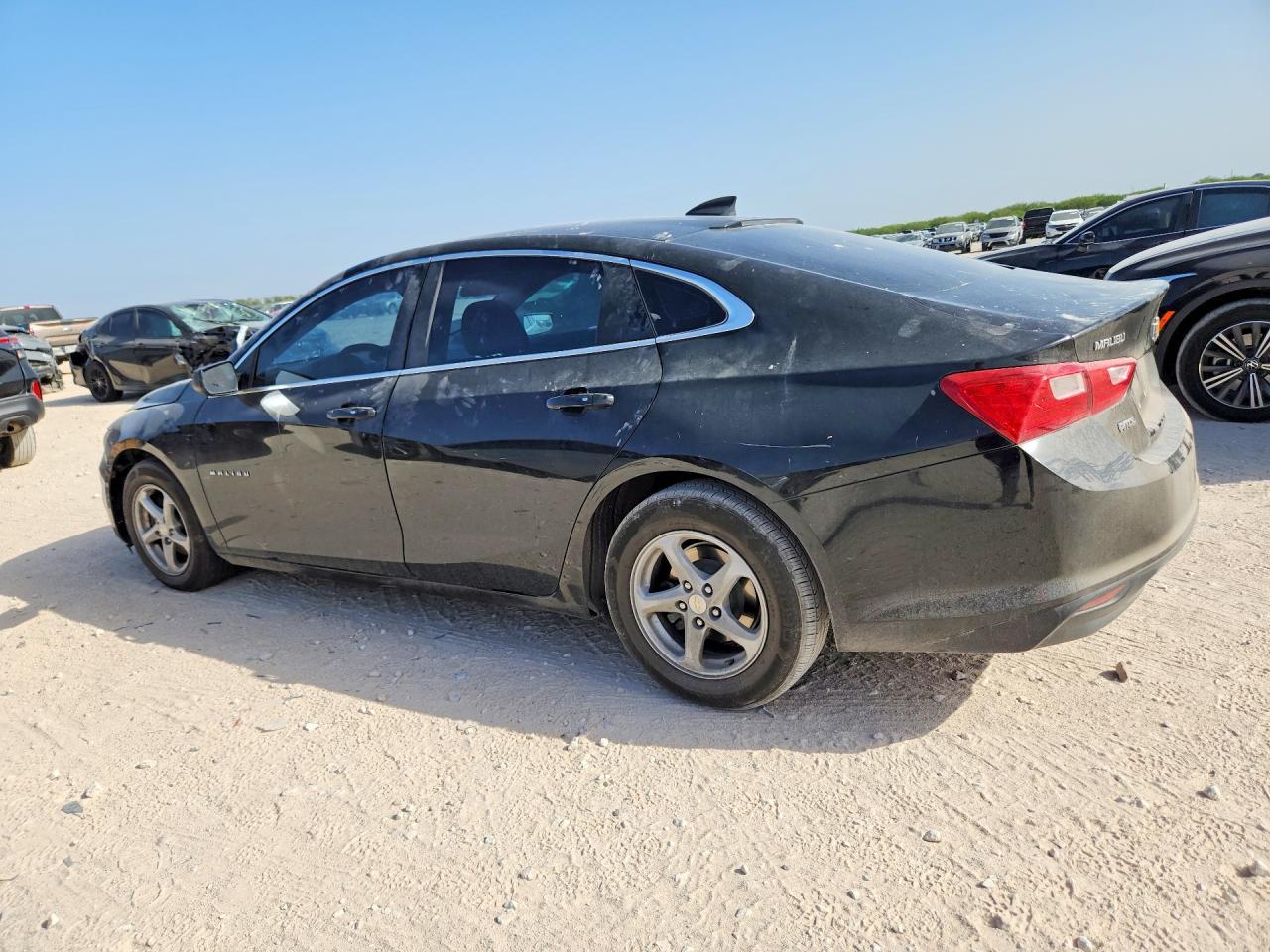2018 Chevrolet Malibu Ls - Фото 2