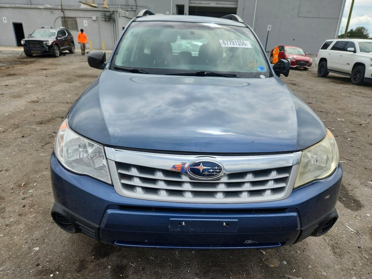 2011 Subaru Forester 2.5X - Фото 5