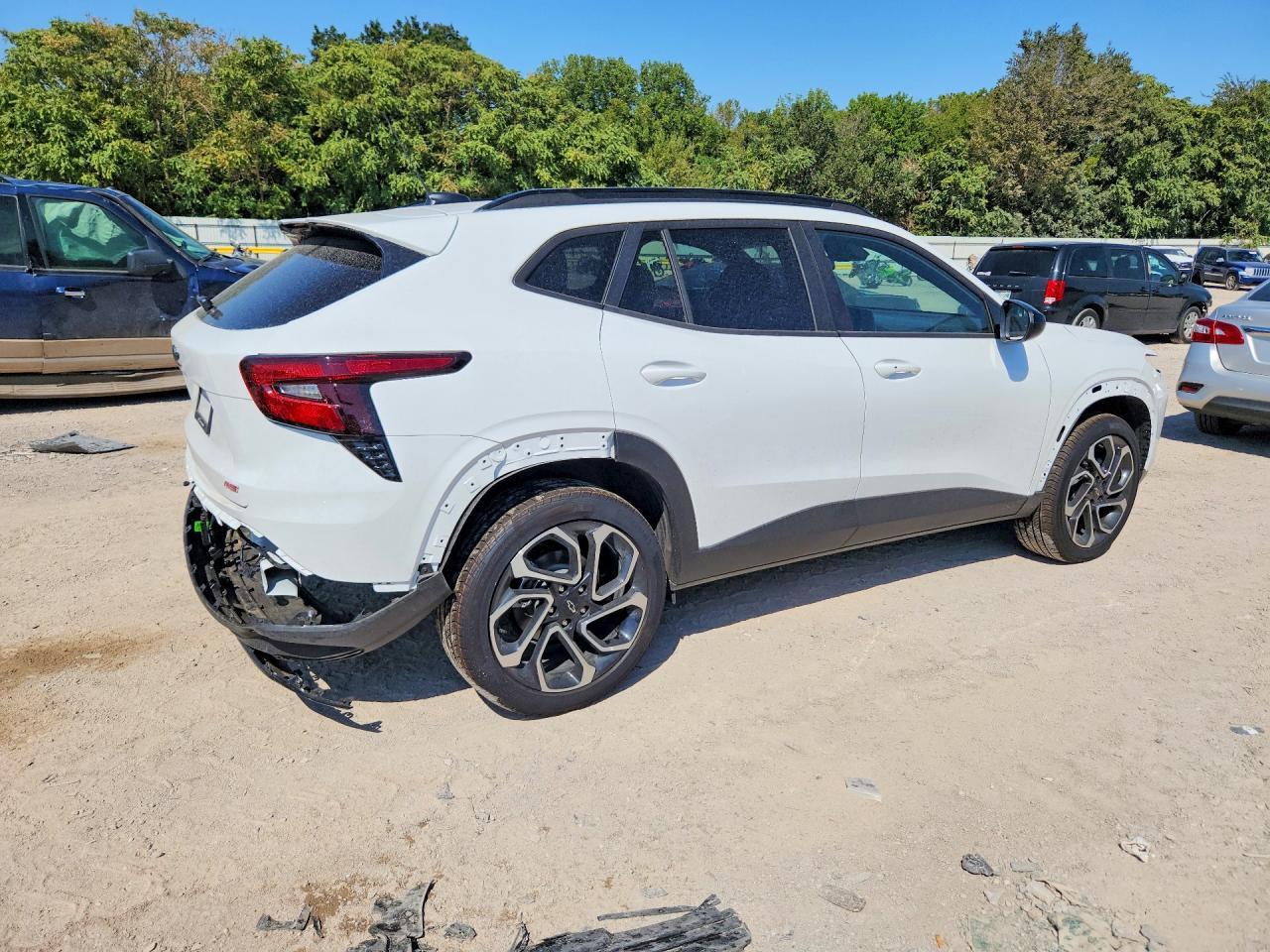 2026 Chevrolet Trax 2Rs - Фото 3