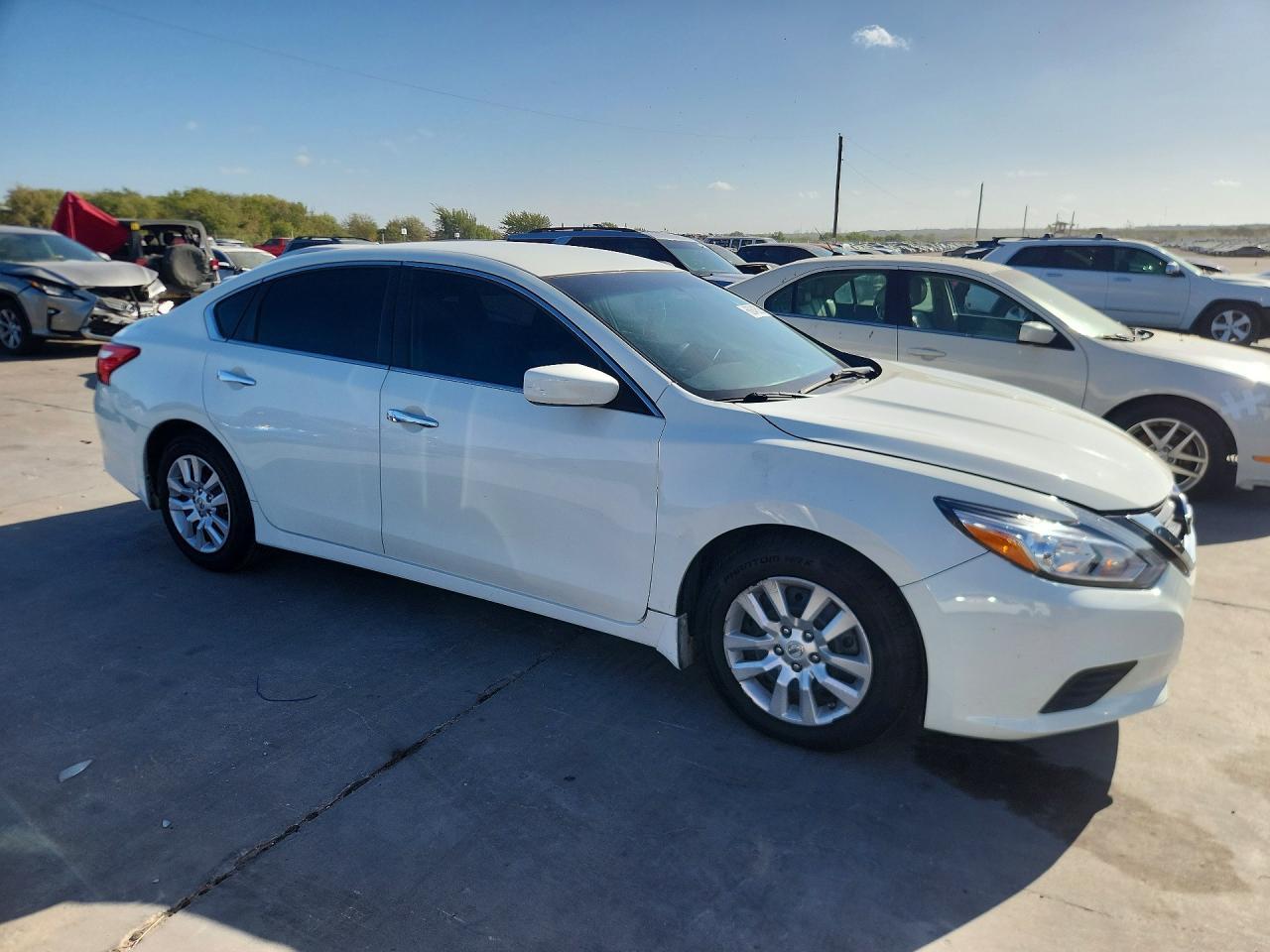 2017 Nissan Altima 2.5 S - Фото 4
