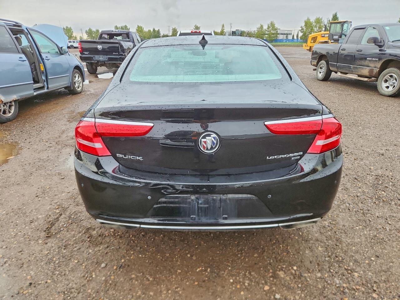 2017 Buick Lacrosse Essence - Image 6